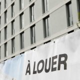 Eliane Rosset, fondatrice et directrice de l’association Immo-Solidaire, ne pensait pas recevoir autant de demandes. Son organisation se porte garante auprès de régies ou de propriétaires, pour des personnes en situation d’insolvabilité.
